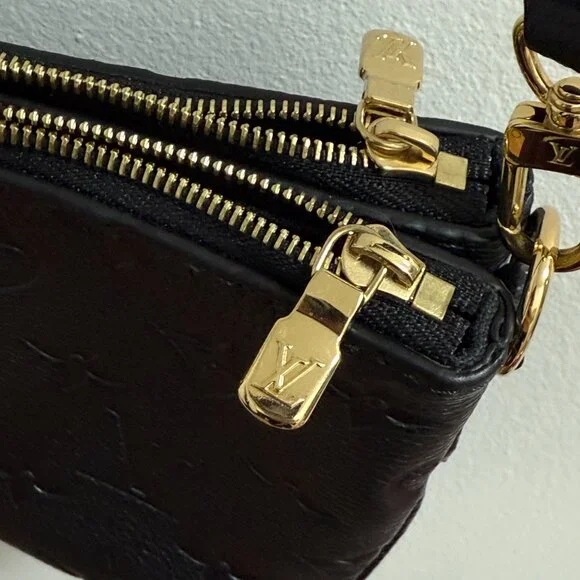 Louis Vuitton Pochette Liv Crossbody Wallet Bag - Picture 2 of 9